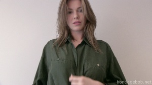 Nicky Phillips, Blouse